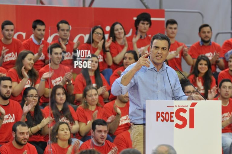 Spain’s New Government Holds Precarious Grip on Power